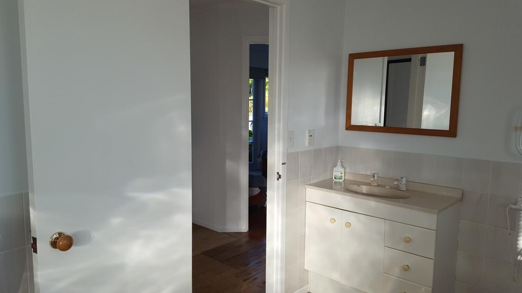 Hot Water Beach Surf Sound Cottage Hotwater Beach Esterno foto